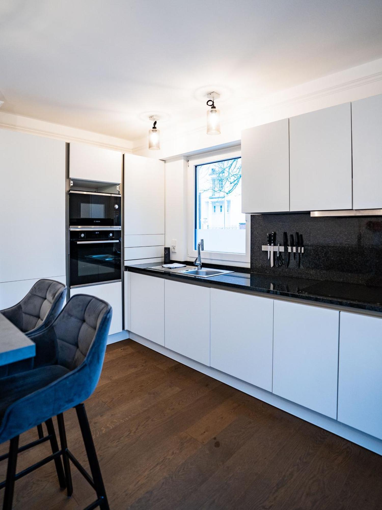 Whirlpool - Zentral - Designloft Mit Xxl Terrasse Apartment Wiesbaden Exterior foto