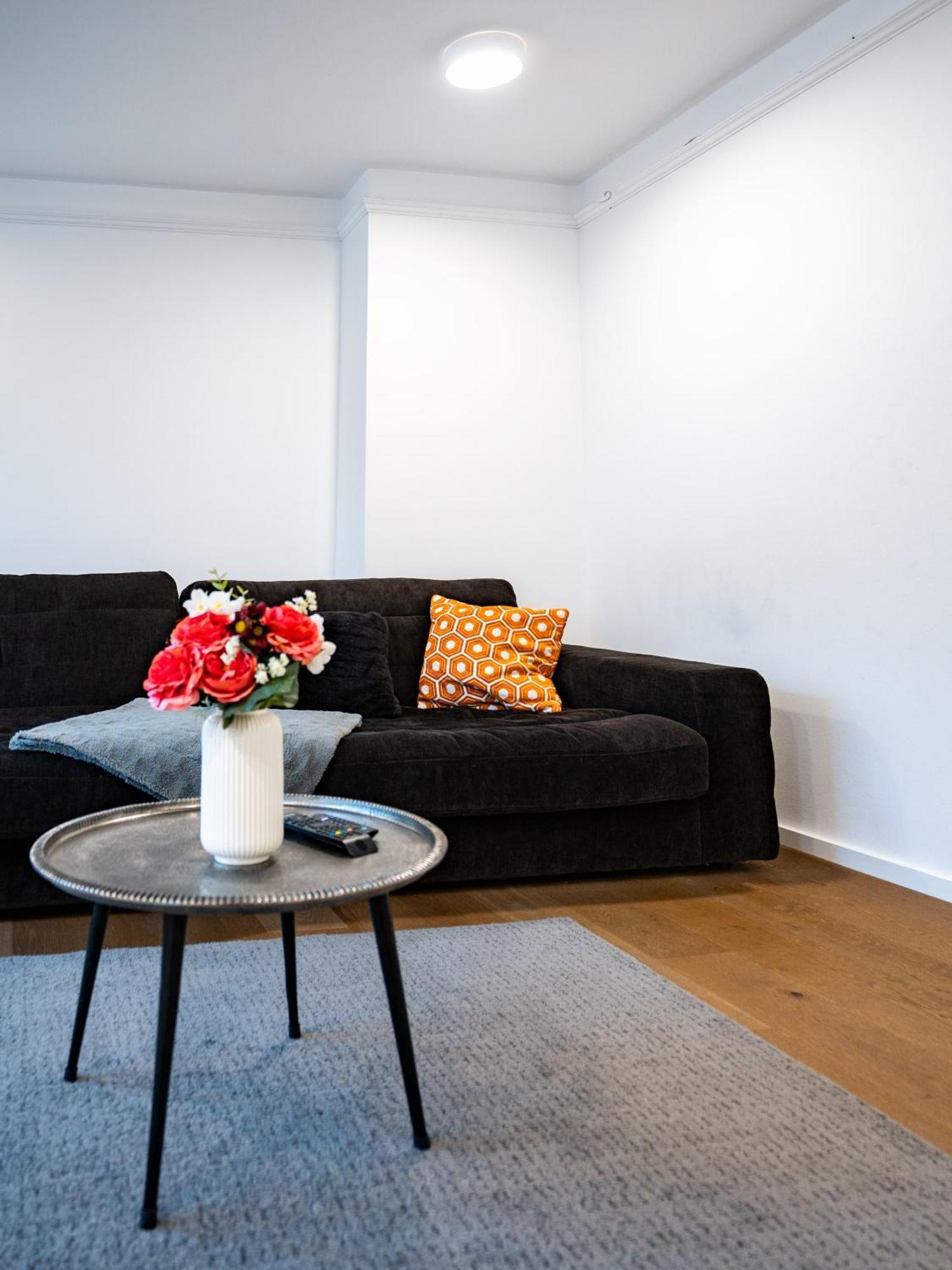 Whirlpool - Zentral - Designloft Mit Xxl Terrasse Apartment Wiesbaden Exterior foto
